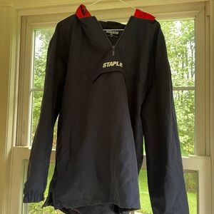 Staple windbreaker